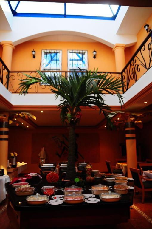 קורוזאל Princess Hotel & Casino Free Zone מראה חיצוני תמונה